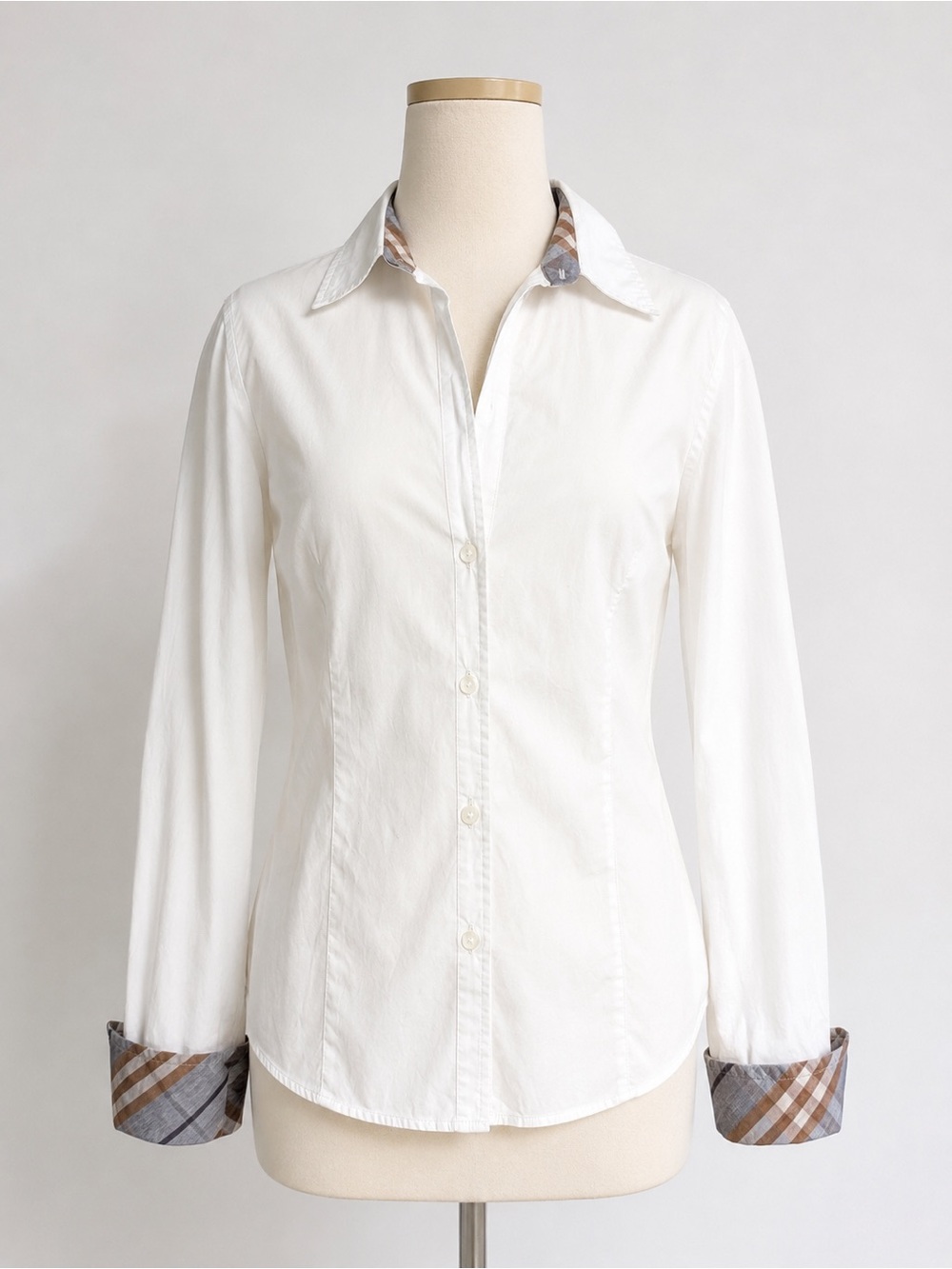Authentic Burberry London Women’s Button Front Shirt Size L